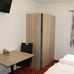Steinbichler - Und Check In 24-7 3* Грац