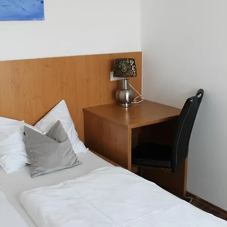 Steinbichler - Und Check In 24-7 Penzion Štýrský Hradec