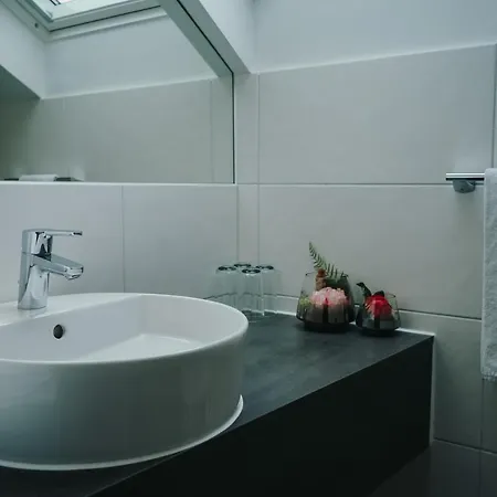 Vendégház Steinbichler - Und Check In 24-7 3*