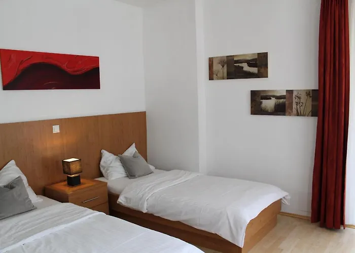 Pensionat Steinbichler - Und Check In 24-7 Graz