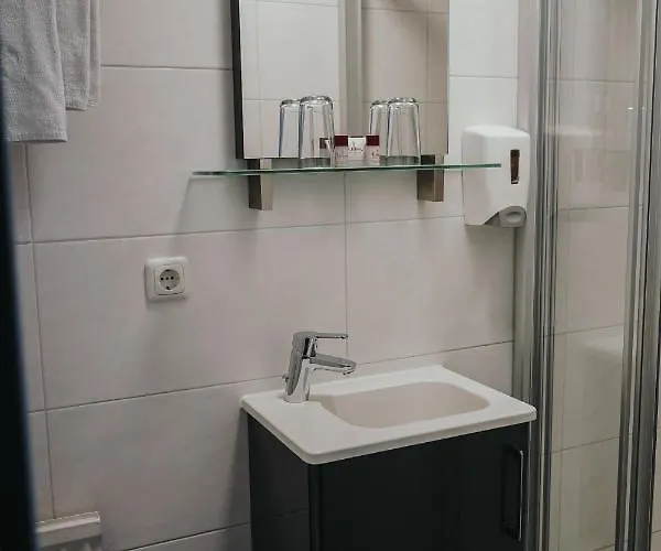 Steinbichler - Und Check In 24-7 Гостьовий будинок Грац