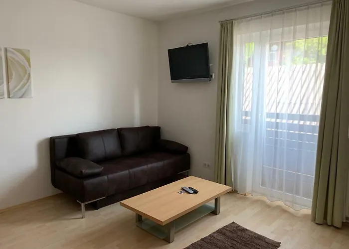 Гостьовий будинок Steinbichler - Und Check In 24-7 3*